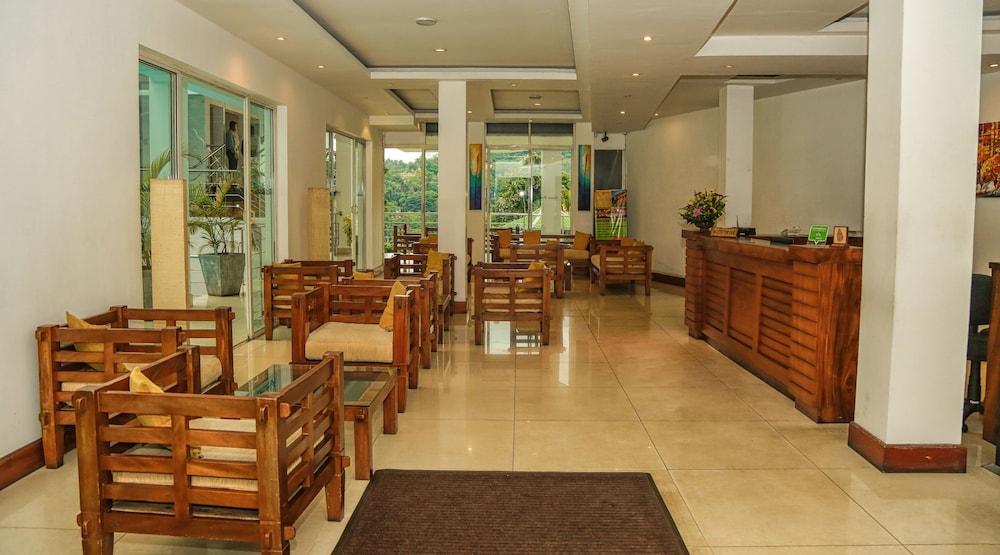 קנדי Senani Hotel מראה חיצוני תמונה