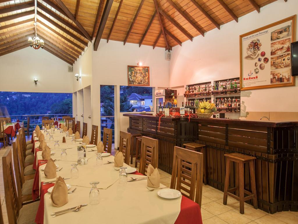 קנדי Senani Hotel מראה חיצוני תמונה