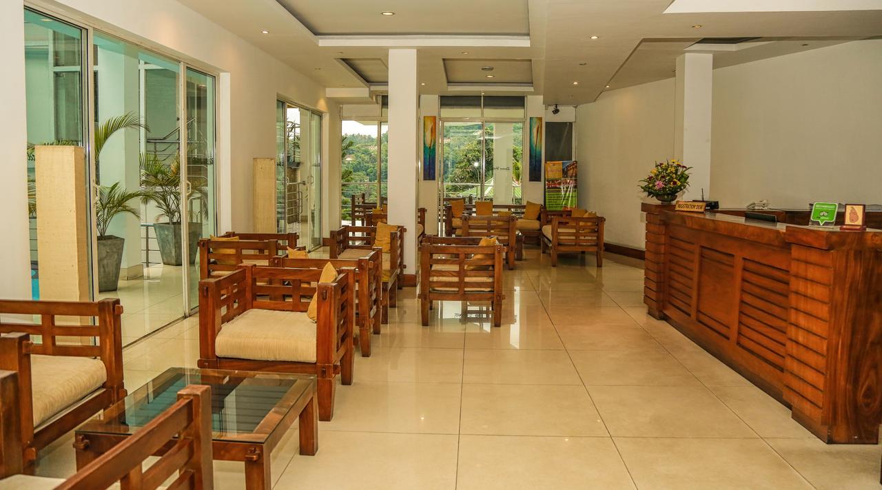 קנדי Senani Hotel מראה חיצוני תמונה